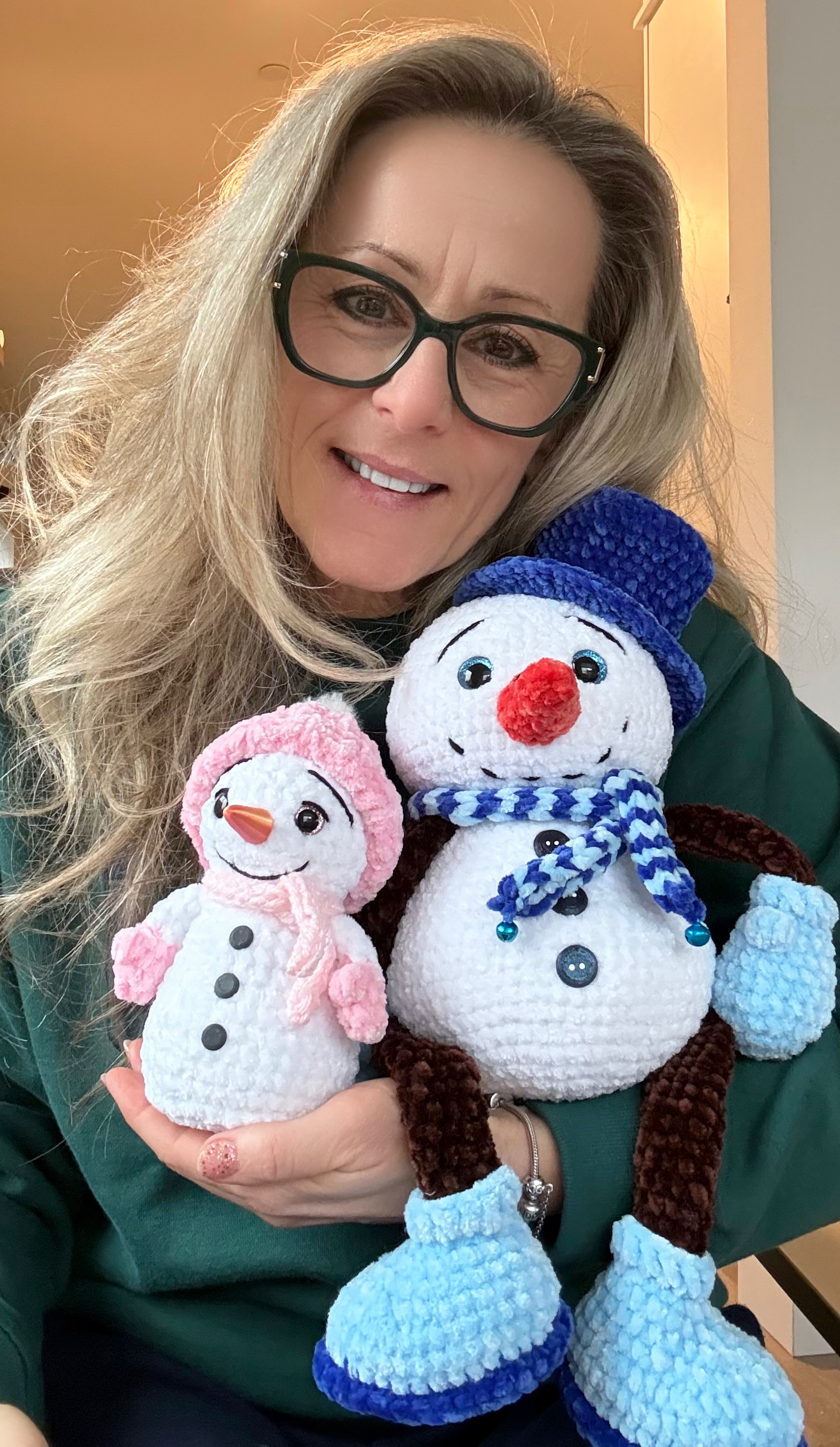 Željka with crochet snowmen